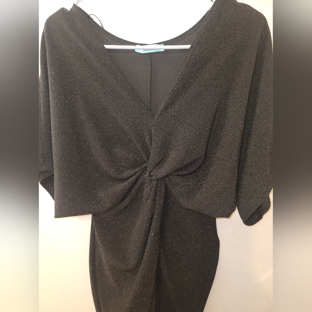 Noemí Dolman Sleeve Cocktail Dress - Picture 3 of 7